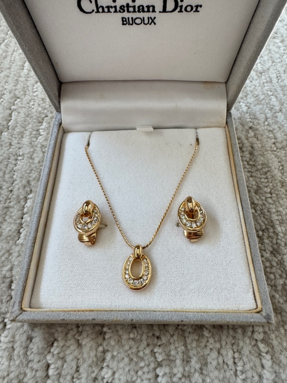 (Auth) Vintage Dior Gold Crystal Oval Pendant Necklace and Clip Earrings Set